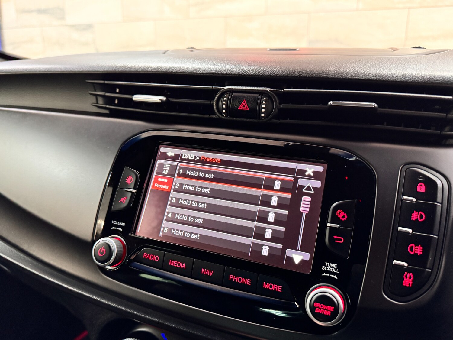 Used Alfa Romeo Giulietta 2014 for sale - 77685869: Photo 68