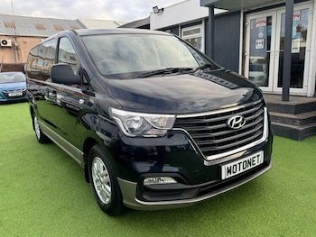 2019 (69) - 2.5 CRDi SE Nav MPV 5dr Diesel Manual Euro 6 (136 ps)