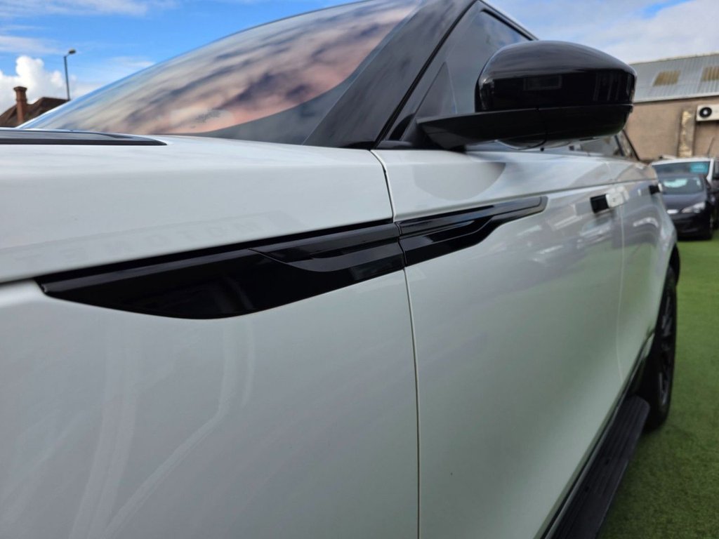 Used Land Rover Range Rover Velar 2017 for sale - 76350641: Photo 40
