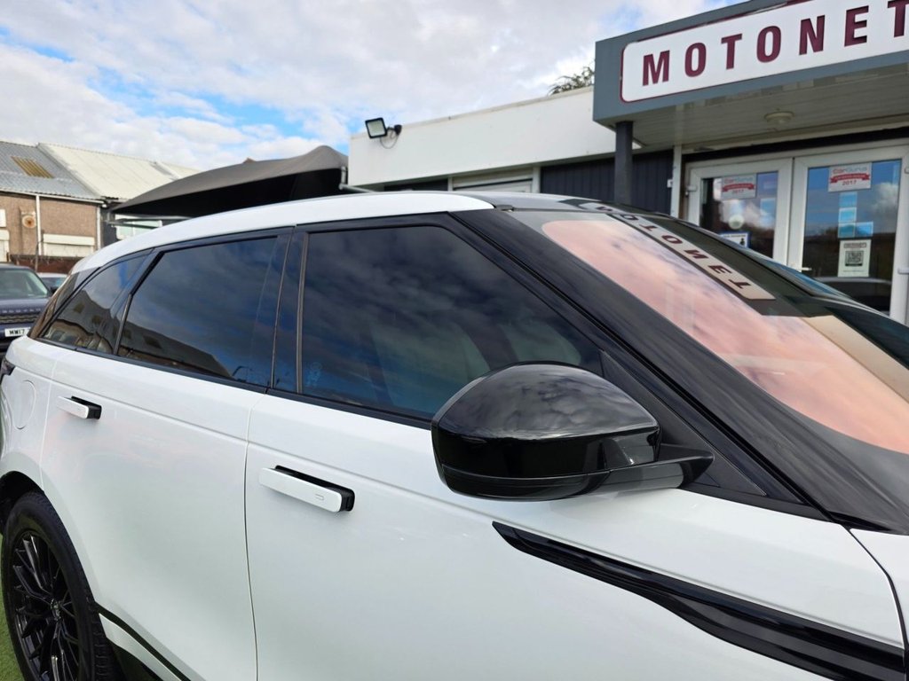 Used Land Rover Range Rover Velar 2017 for sale - 76350641: Photo 41