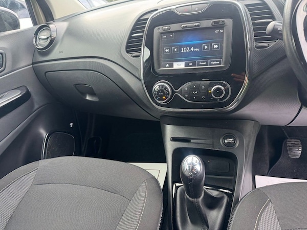 Used Renault Captur 2015 for sale - 76162660: Photo 19