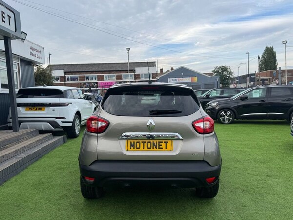 Used Renault Captur 2015 for sale - 76162660: Photo 30