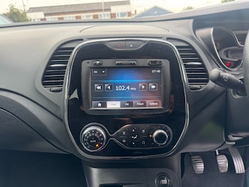 Used Renault Captur 2015 for sale - 75885669: Photo
