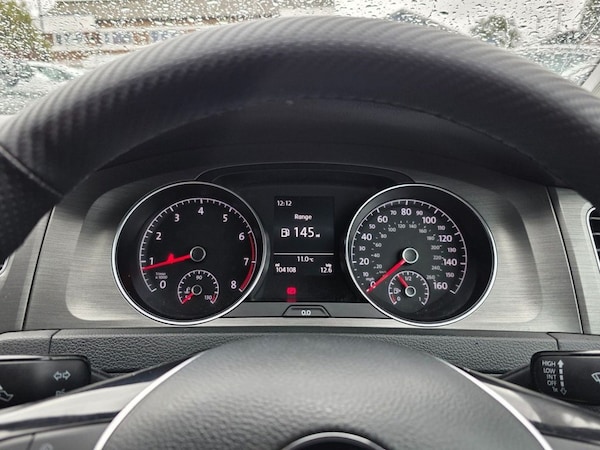 Used Volkswagen Golf 2013 for sale - 75973641: Photo 28
