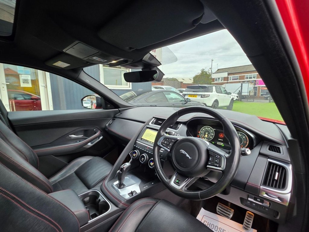 Used Jaguar E-Pace 2019 for sale - 76350639: Photo 11