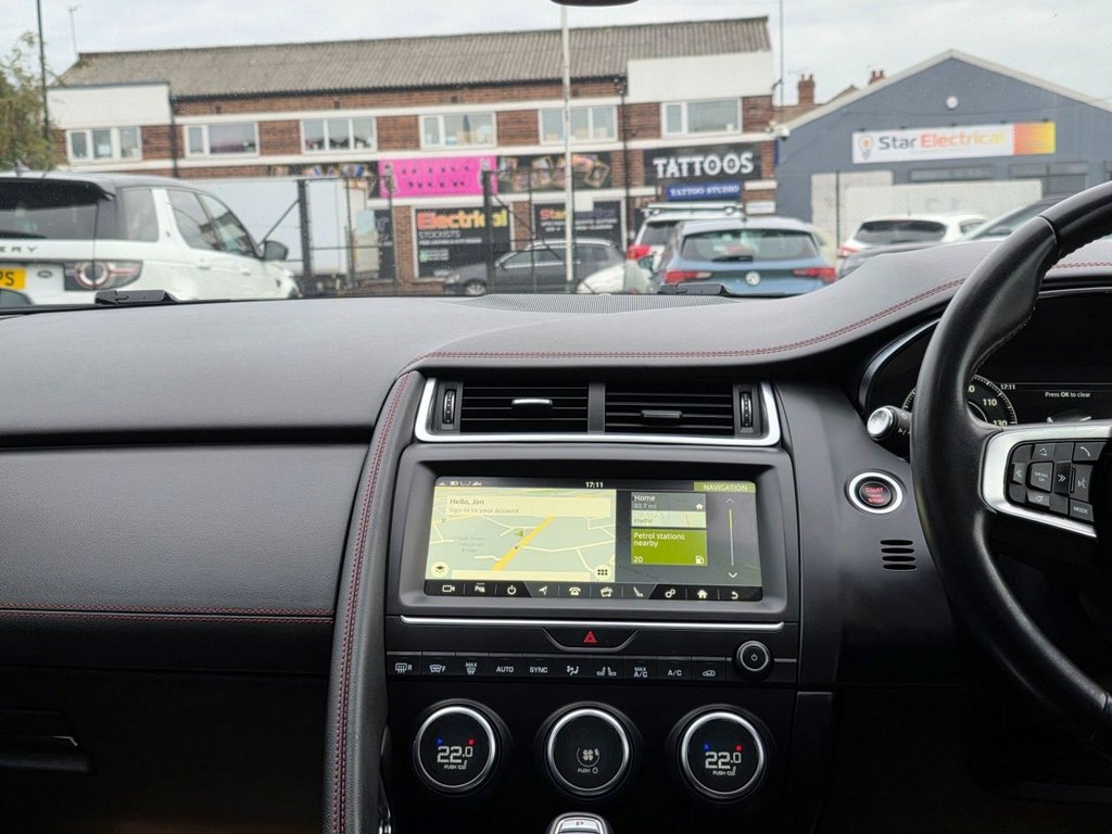 Used Jaguar E-Pace 2019 for sale - 76350639: Photo 2