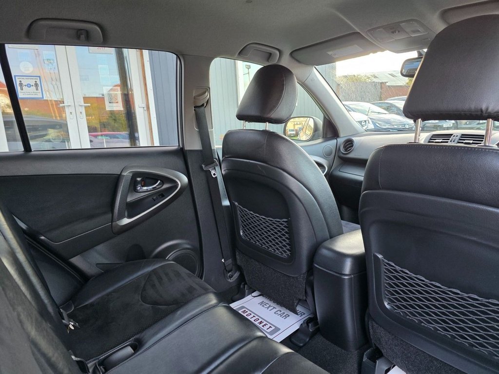 Used Toyota RAV4 2012 for sale - 76038659: Photo 33