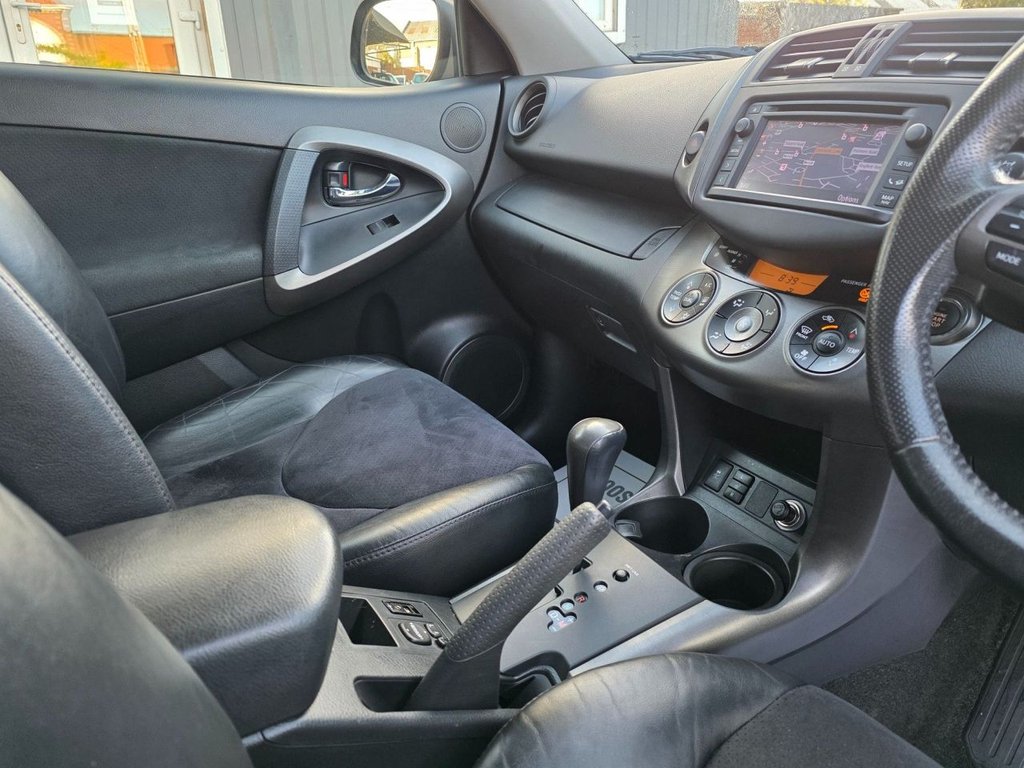 Used Toyota RAV4 2012 for sale - 76038659: Photo 34