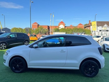Used Volkswagen Polo 2012 for sale - 75885680: Photo