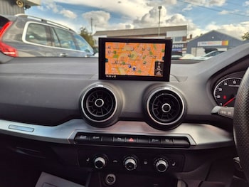Used Audi Q2 2017 for sale - 75885674: Photo