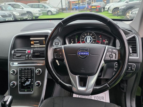 Used Volvo XC60 2015 for sale - 76069049: Photo 21