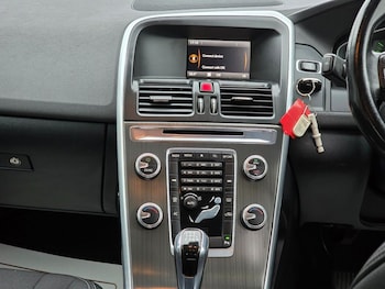 Used Volvo XC60 2015 for sale - 76069049: Photo