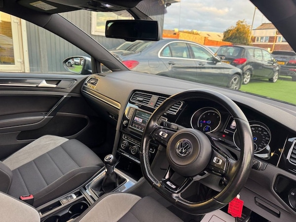 Used Volkswagen Golf 2016 for sale - 76009367: Photo 20