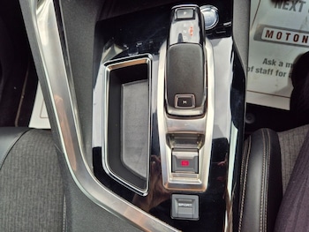 Used Peugeot 3008 2020 for sale - 75885648: Photo