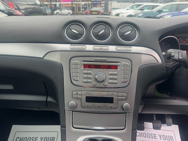 Used Ford Galaxy 2011 for sale - 76223206: Photo 2