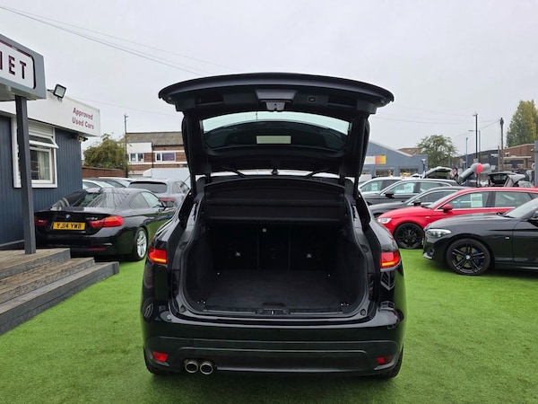 Used Jaguar F-Pace 2017 for sale - 76280225: Photo 19