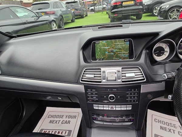 Used Mercedes-Benz E Class 2016 for sale - 76029010: Photo 2