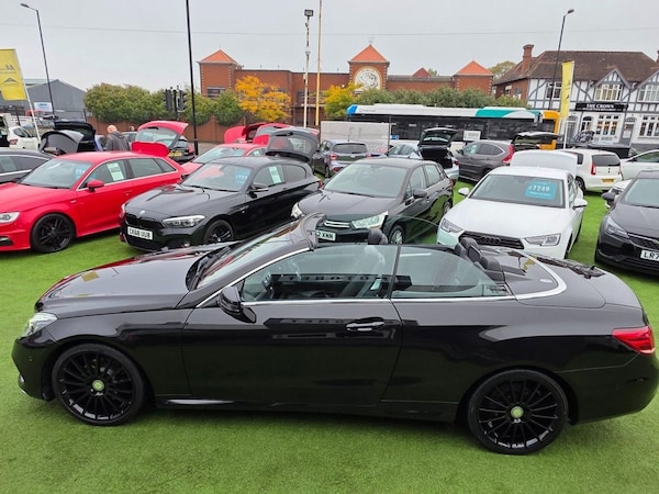 Used Mercedes-Benz E Class 2016 for sale - 76029010: Photo 3