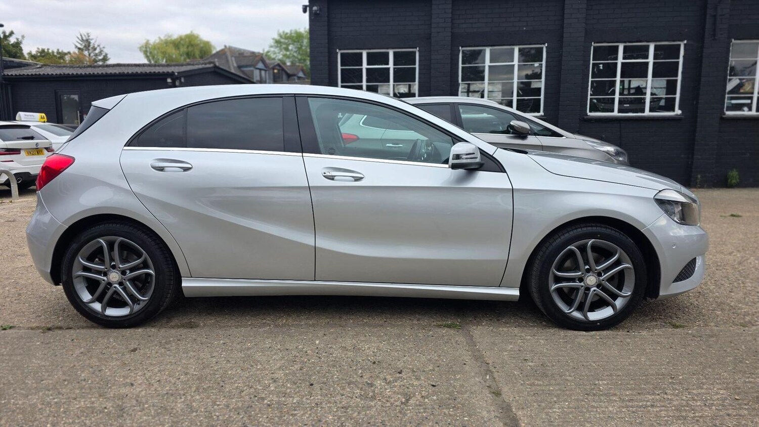 Used Mercedes-Benz A-Class 2014 for sale - 76769284: Photo 28