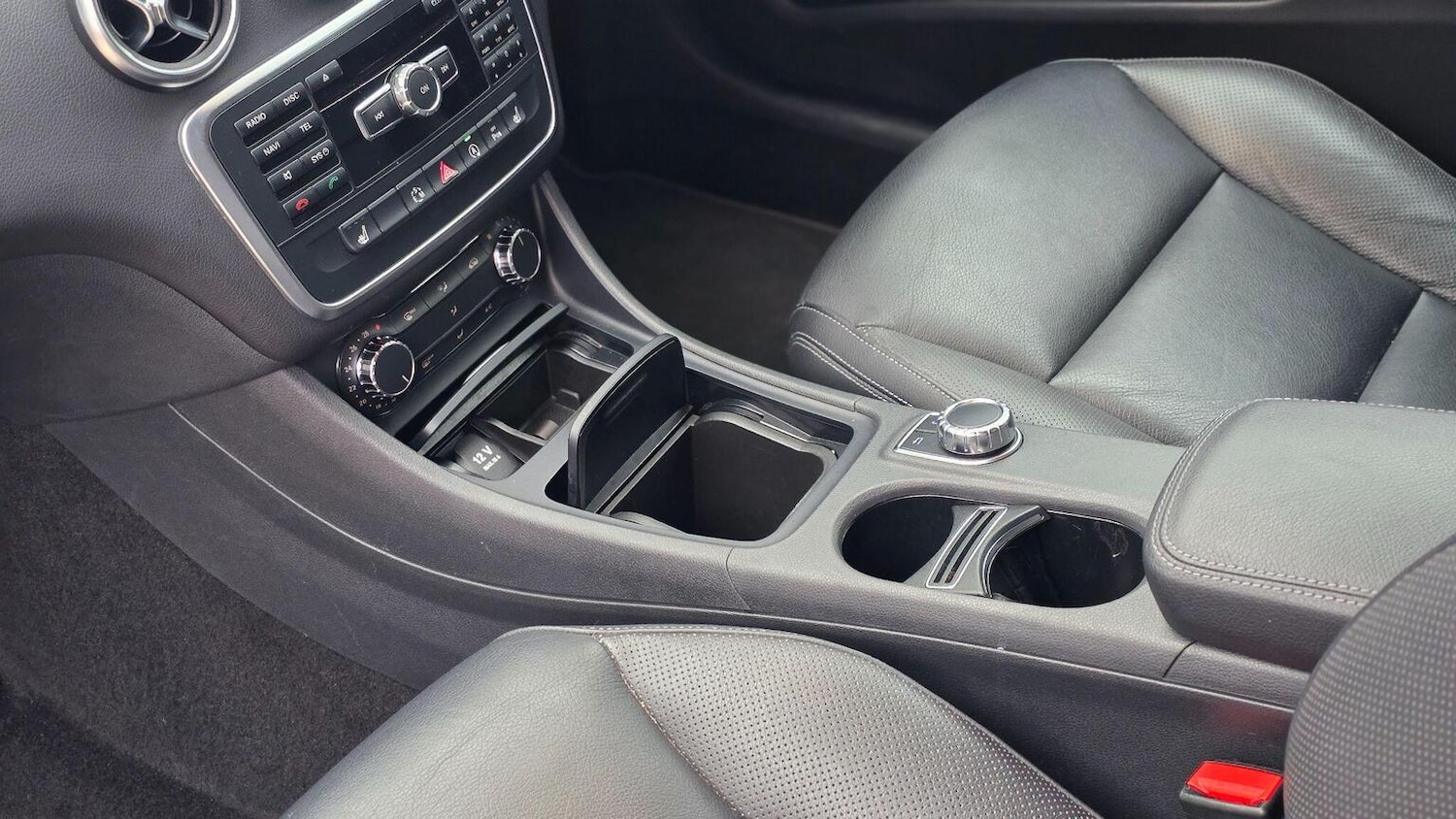 Used Mercedes-Benz A-Class 2014 for sale - 76769284: Photo 31