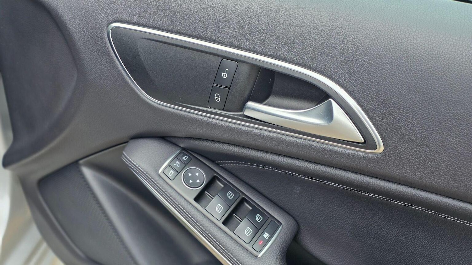 Used Mercedes-Benz A-Class 2014 for sale - 76769284: Photo 55