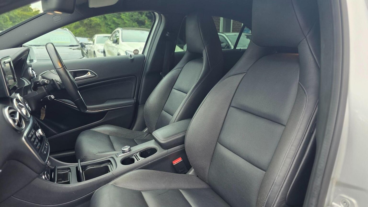 Used Mercedes-Benz A-Class 2014 for sale - 76769284: Photo 79