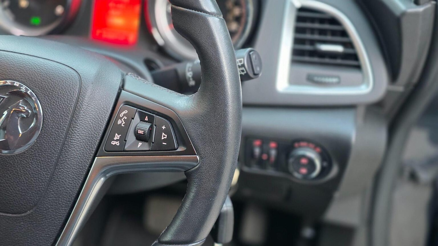 Used Vauxhall Astra 2013 for sale - 76877567: Photo 22