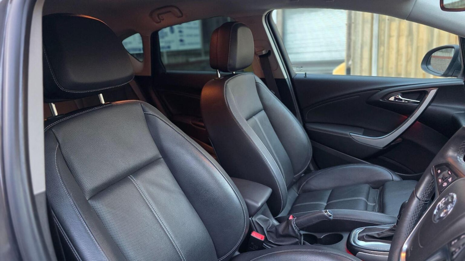 Used Vauxhall Astra 2013 for sale - 76877567: Photo 23