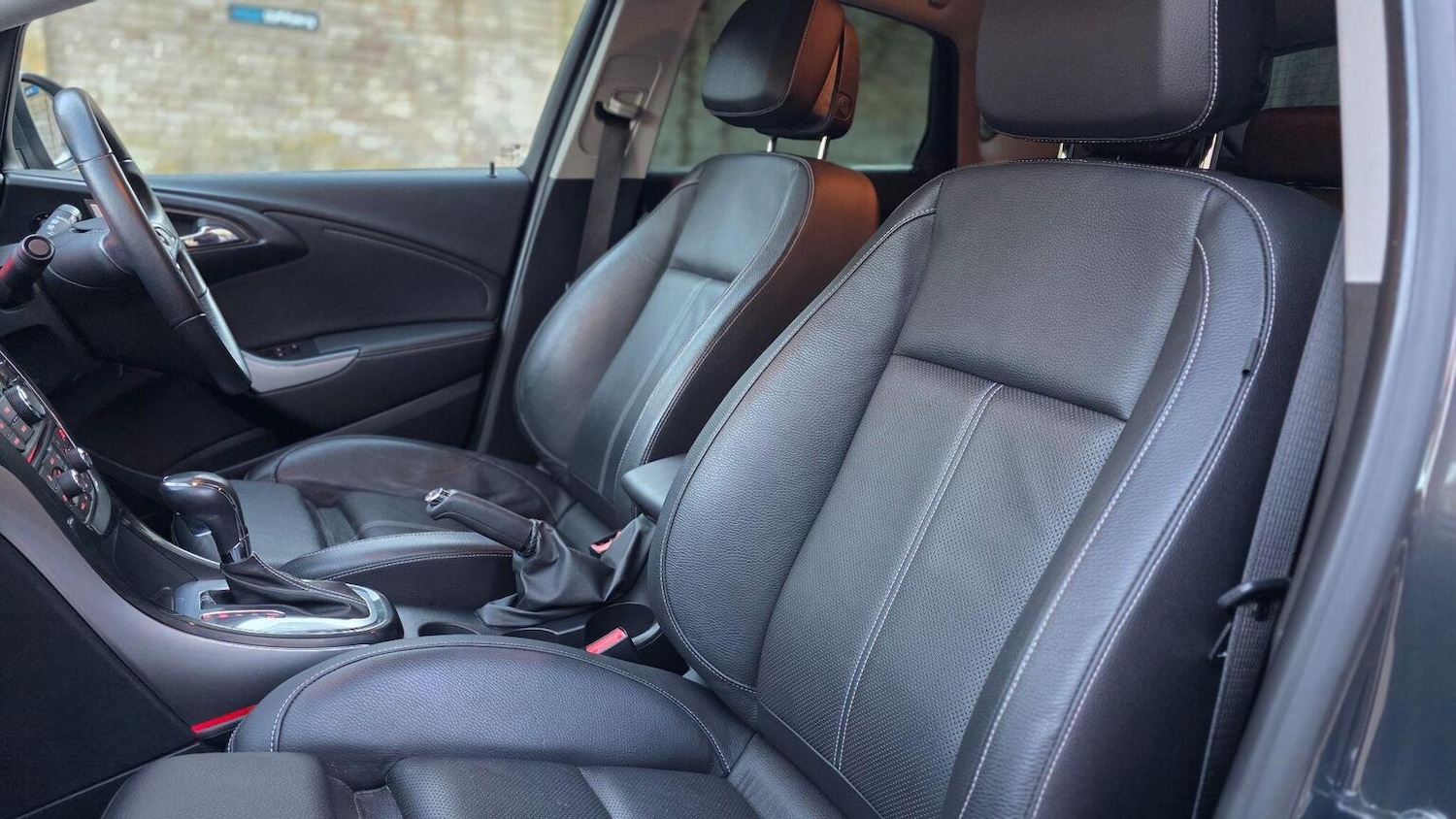 Used Vauxhall Astra 2013 for sale - 76877567: Photo 32