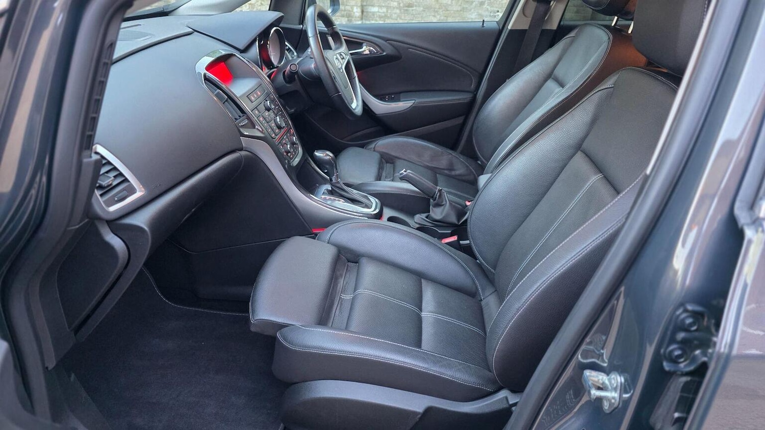 Used Vauxhall Astra 2013 for sale - 76877567: Photo 33