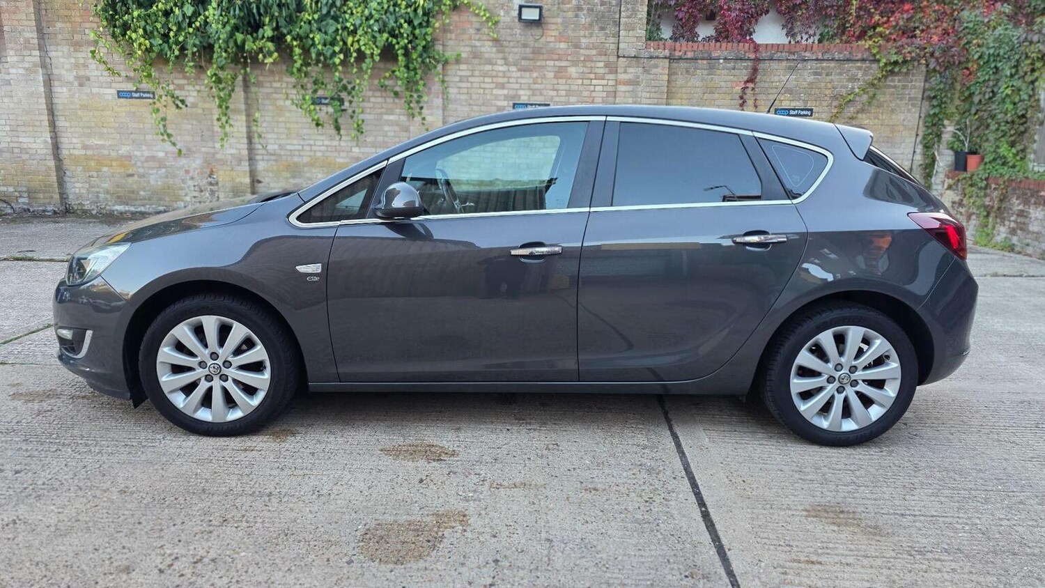 Used Vauxhall Astra 2013 for sale - 76877567: Photo 36