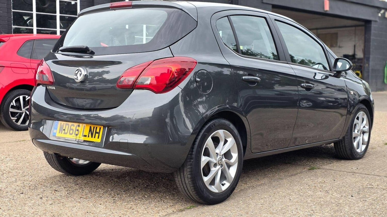 Vehicle 29