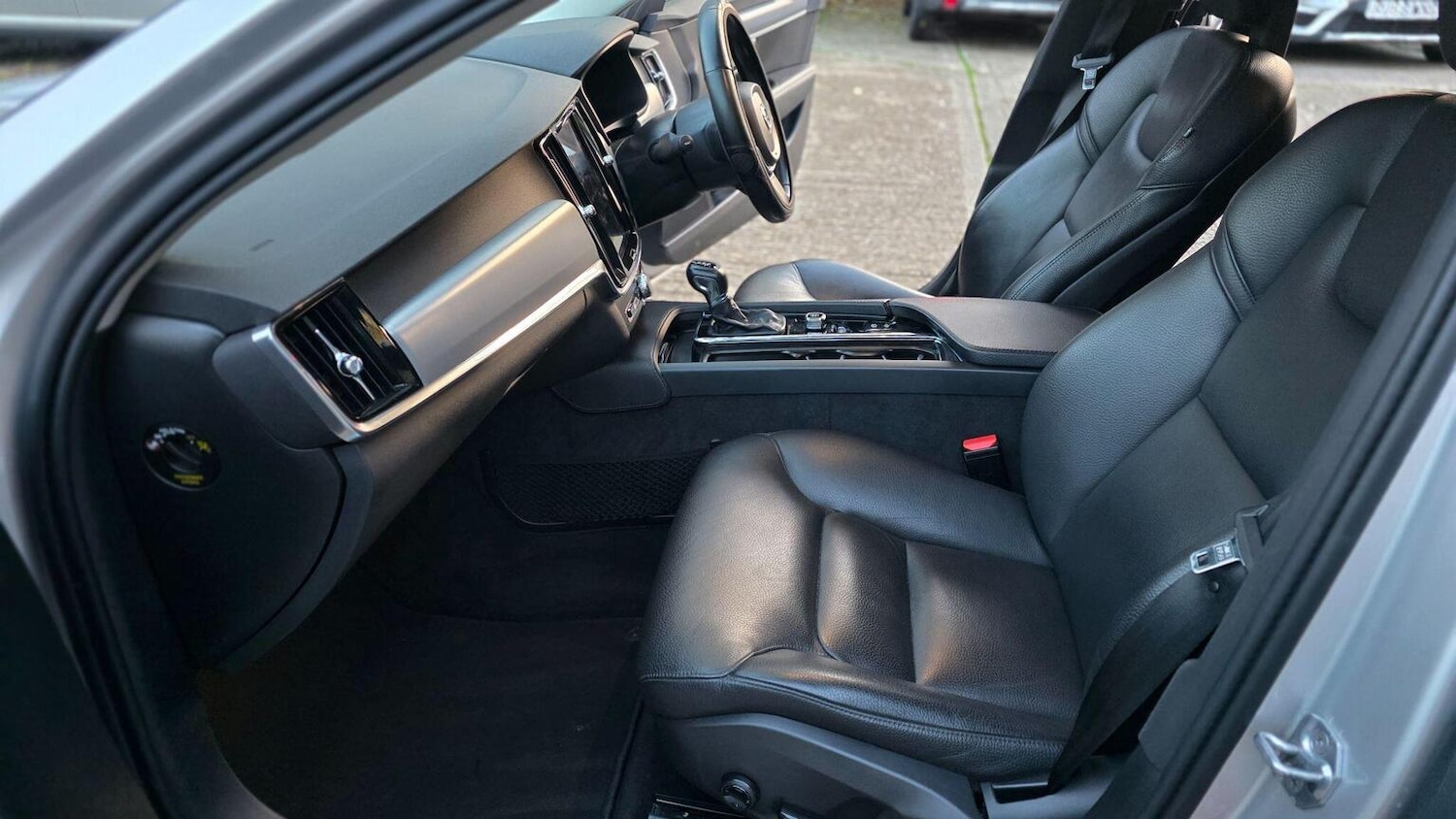 Used Volvo S90 2018 for sale - 76565222: Photo 30