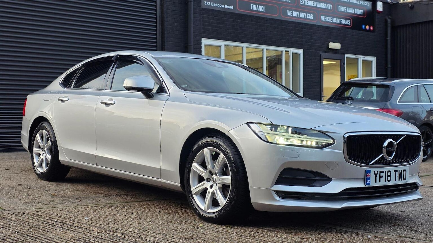 Used Volvo S90 2018 for sale - 76565222: Photo 4