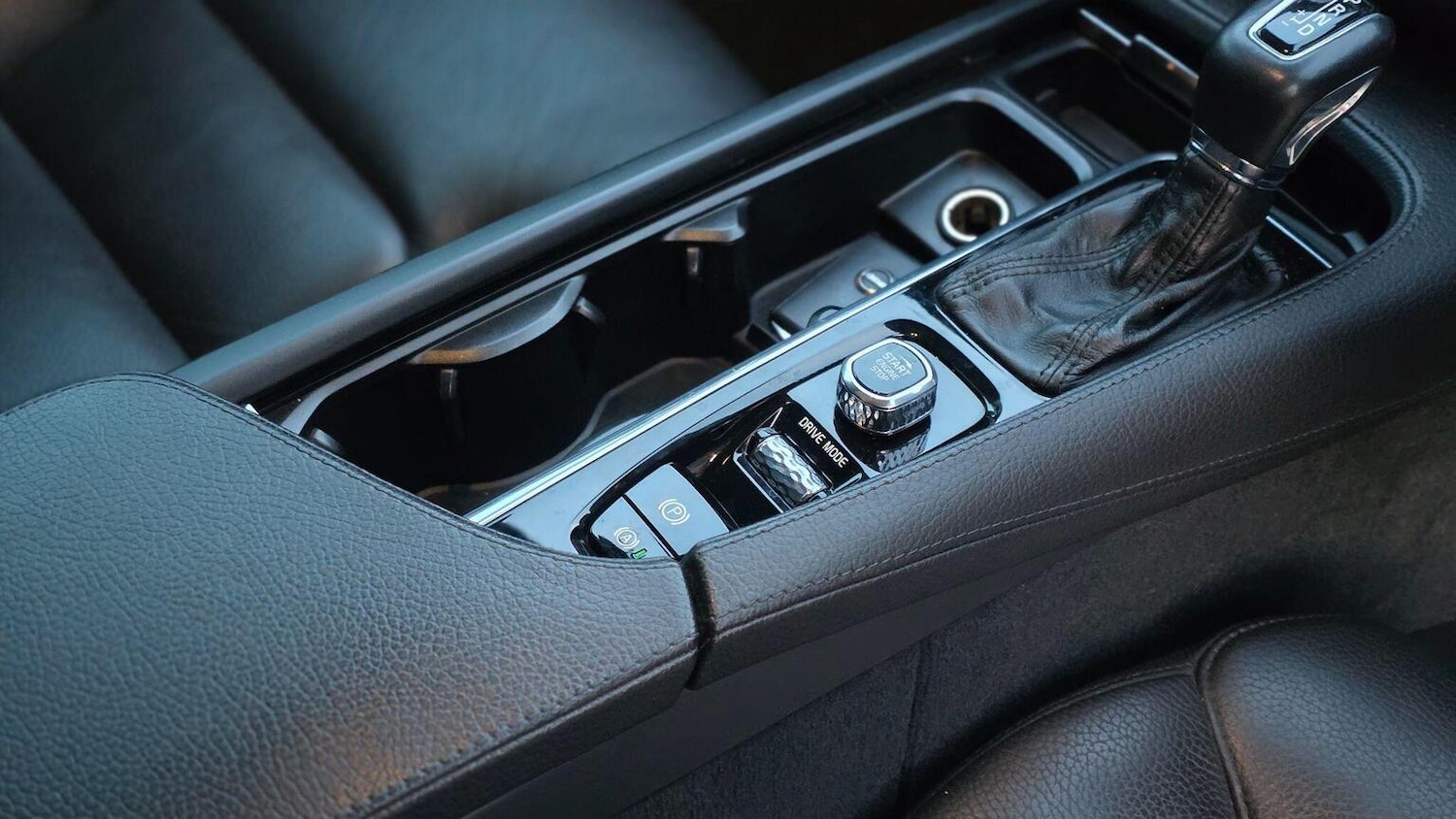 Used Volvo S90 2018 for sale - 76565222: Photo 43