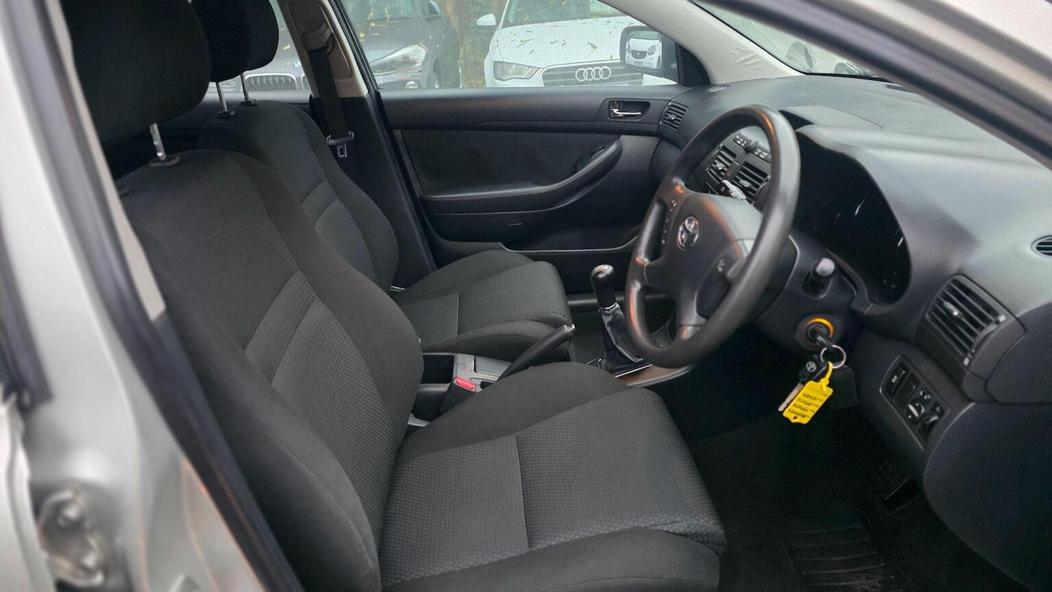 Used Toyota Avensis 2005 for sale - 76611361: Photo 11