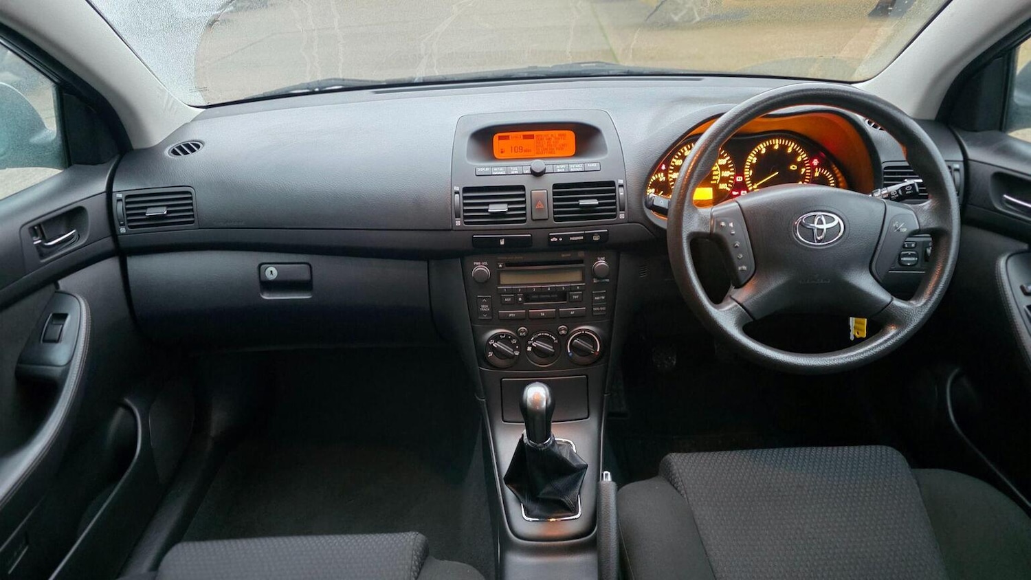 Used Toyota Avensis 2005 for sale - 76611361: Photo 15