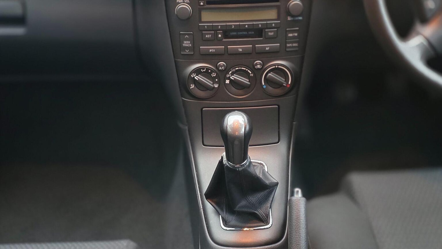 Used Toyota Avensis 2005 for sale - 76611361: Photo 16