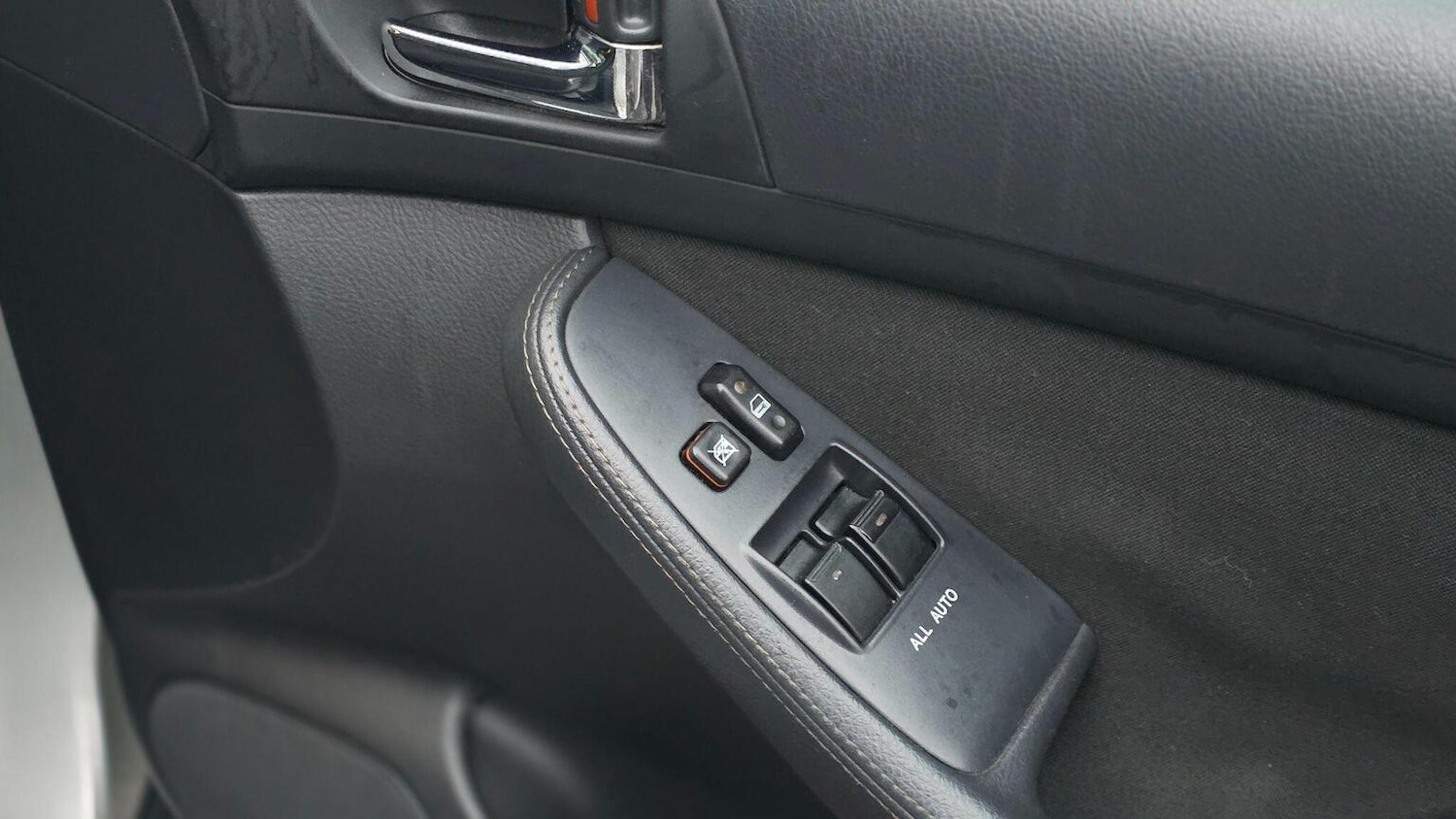 Used Toyota Avensis 2005 for sale - 76611361: Photo 20