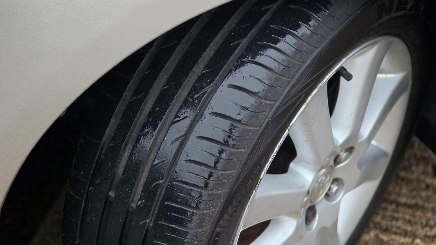 Used Toyota Avensis 2005 for sale - 76611361: Photo 40