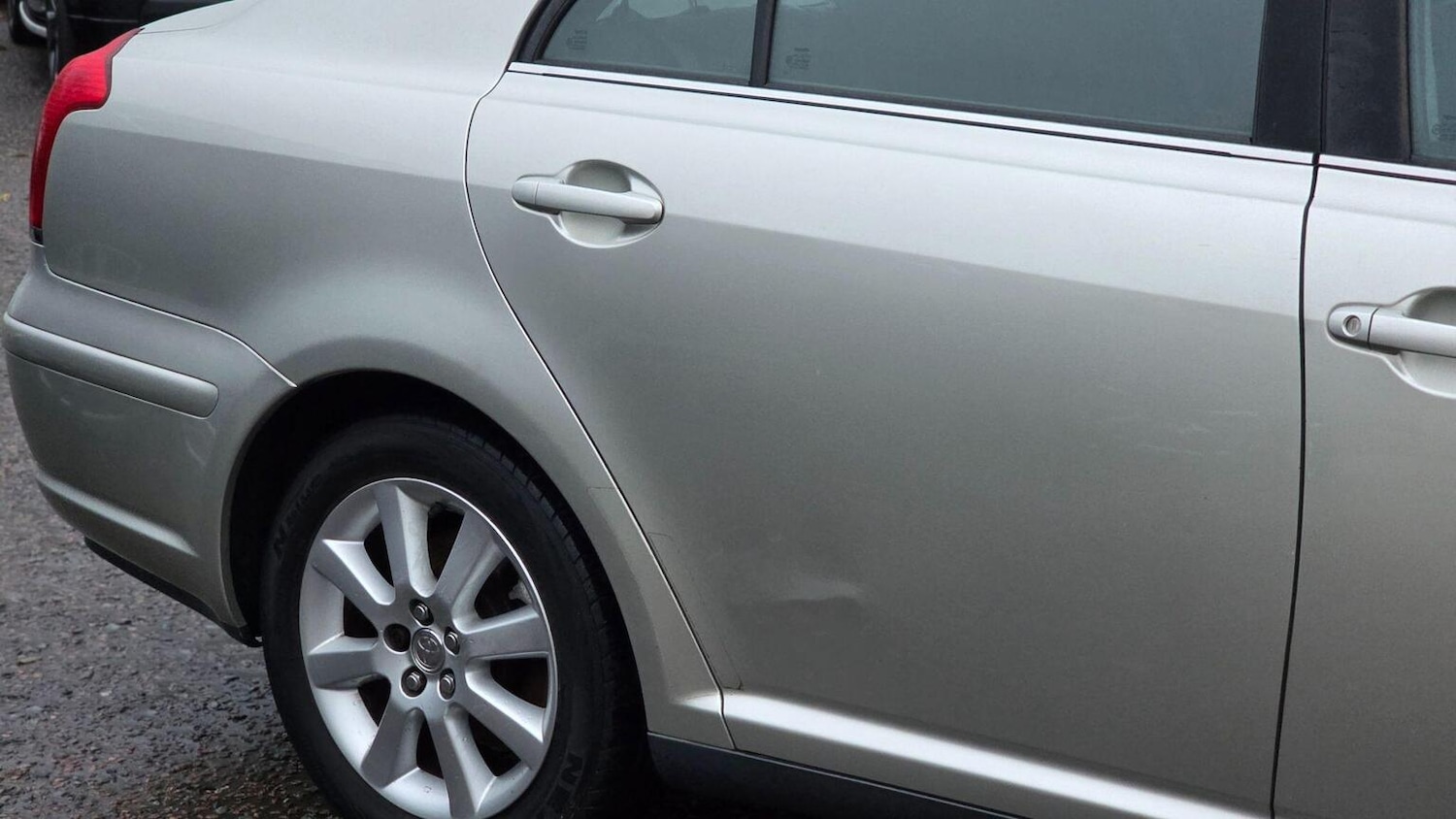 Used Toyota Avensis 2005 for sale - 76611361: Photo 43