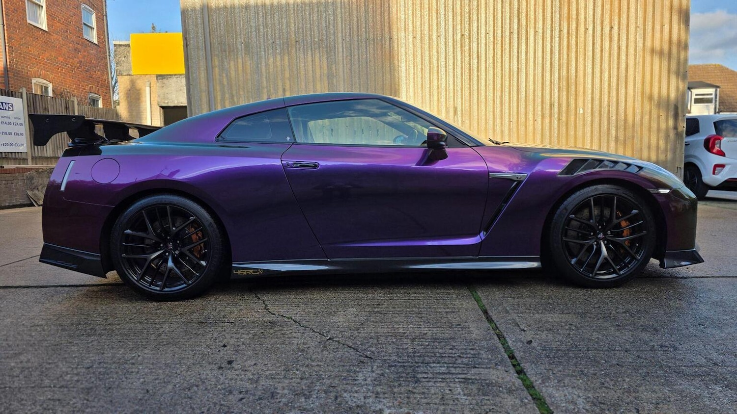 Used Nissan GT-R 2019 for sale - 76951117: Photo 5