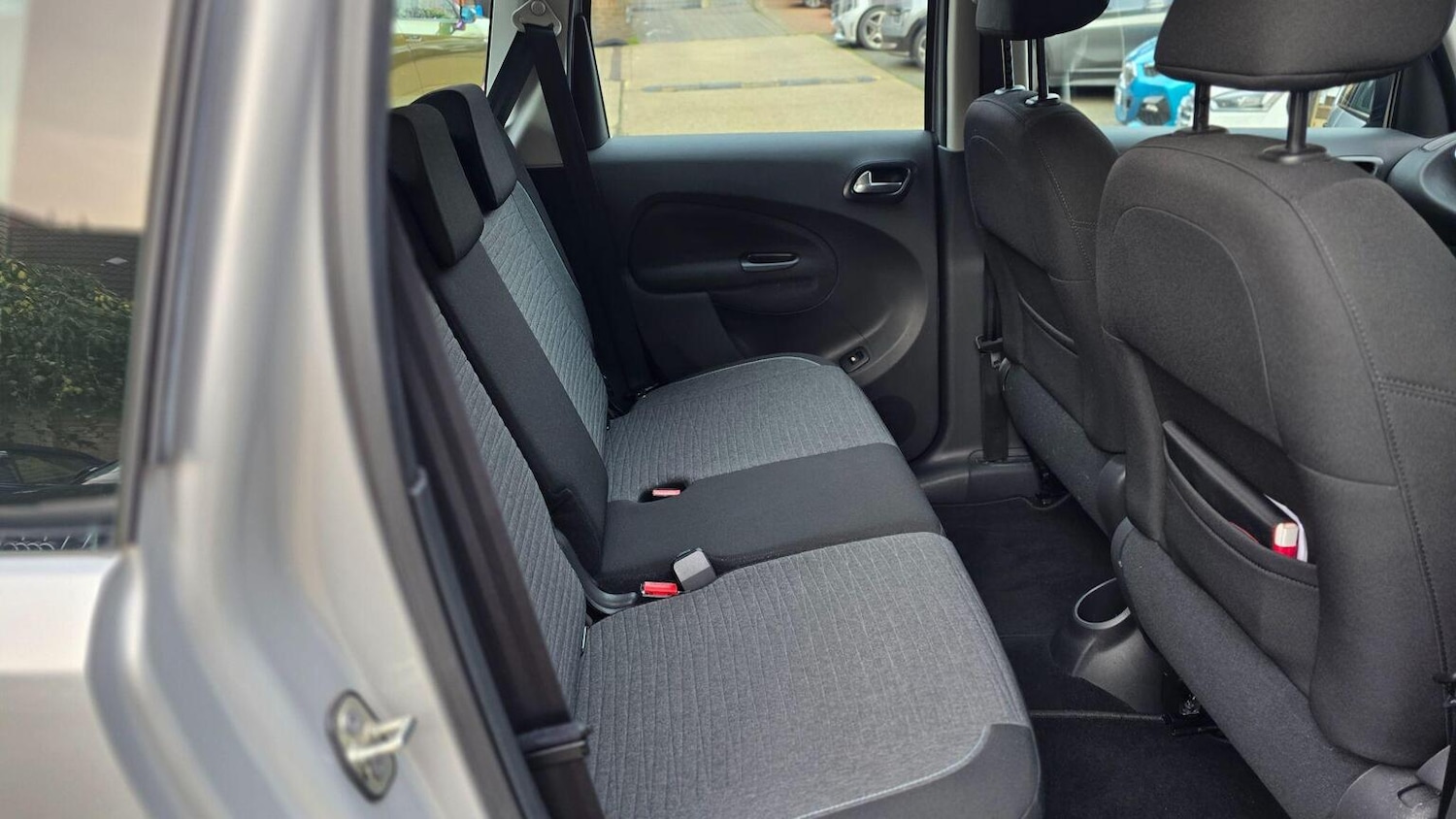 Used Citroen C3 Picasso 2016 for sale - 77635344: Photo 27