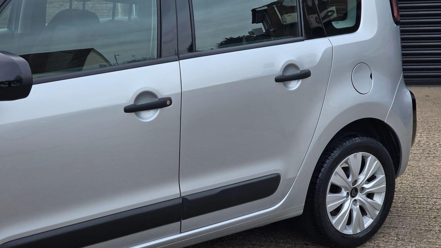 Used Citroen C3 Picasso 2016 for sale - 77635344: Photo 49