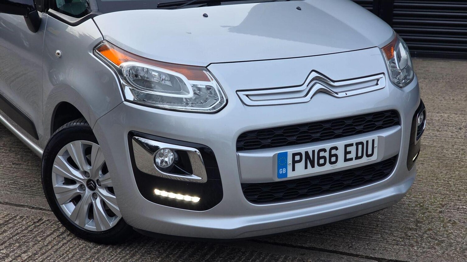 Used Citroen C3 Picasso 2016 for sale - 77635344: Photo 63