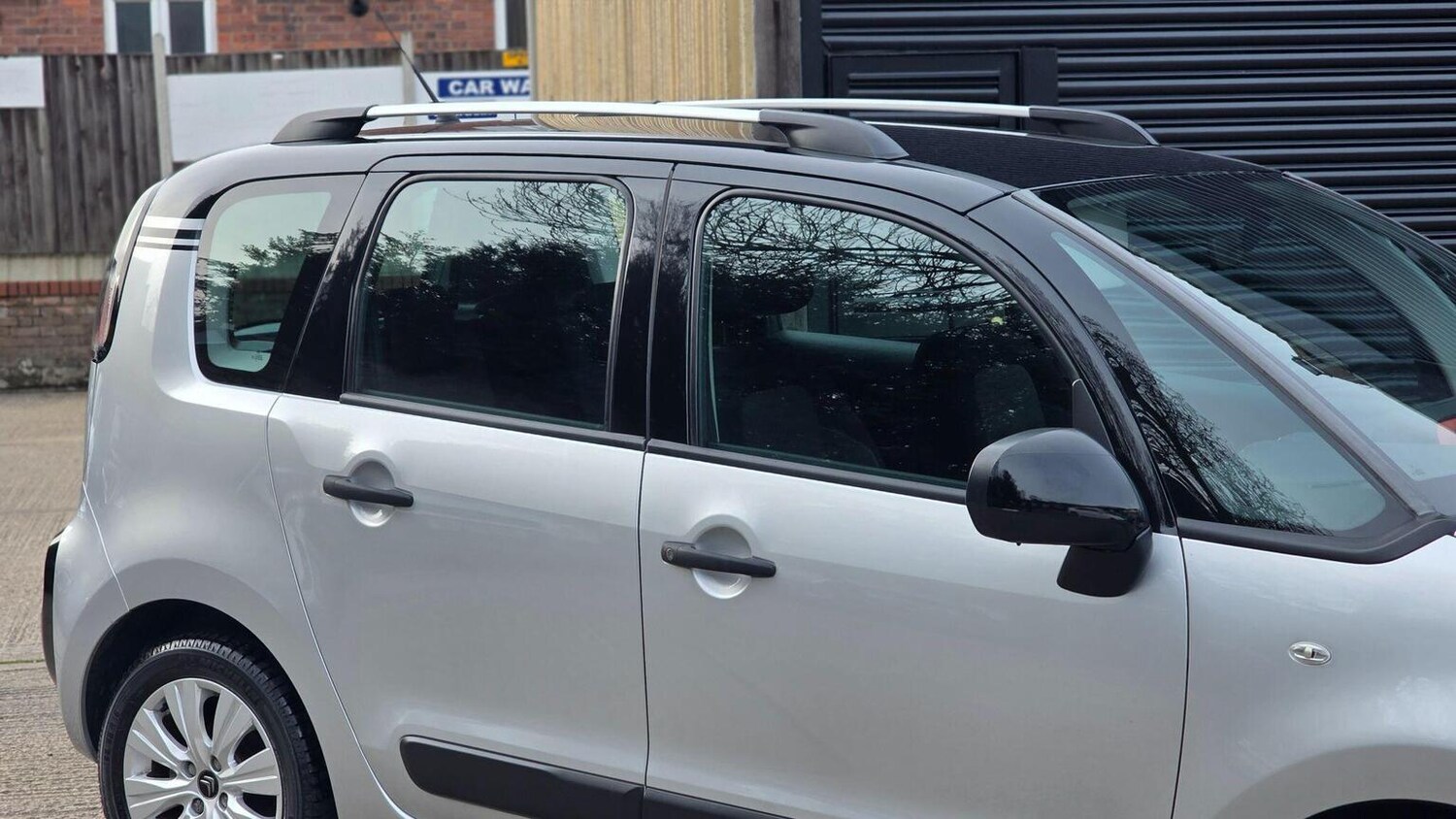 Used Citroen C3 Picasso 2016 for sale - 77635344: Photo 64