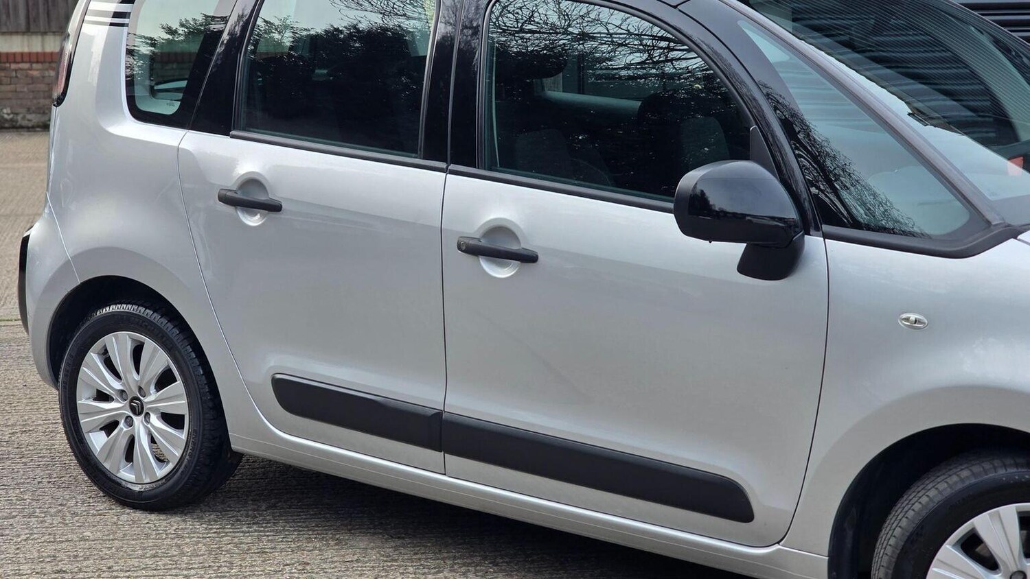 Used Citroen C3 Picasso 2016 for sale - 77635344: Photo 65