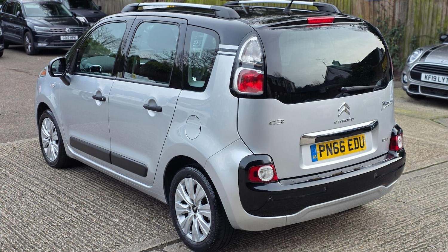 Used Citroen C3 Picasso 2016 for sale - 77635344: Photo 8