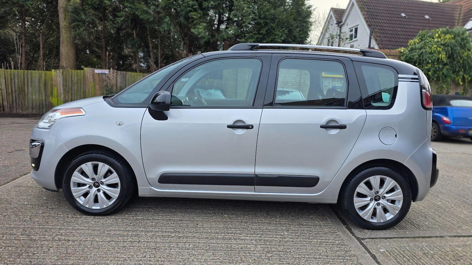 Used Citroen C3 Picasso 2016 for sale - 77635344: Photo 9