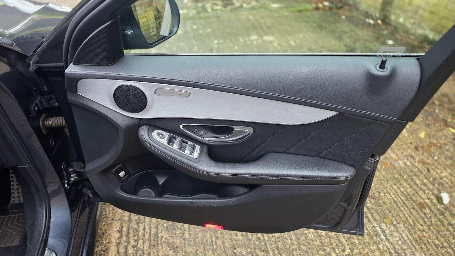 Used Mercedes-Benz C Class 2015 for sale - 77303780: Photo 33